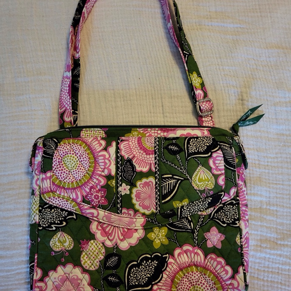 Vera Bradley NWOT Tablet Tamer/iPad Carrier with Multiple Pockets Olivia Pink